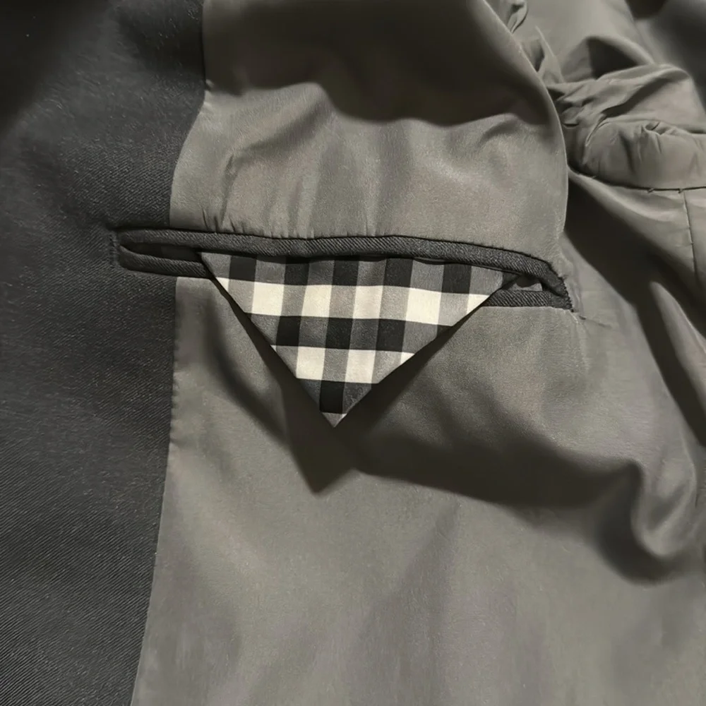 Howe Classic Gray Sports Blazer Contrast Gingham Lining NWOT-44